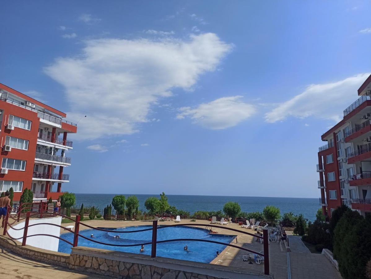 Частни Апартаменти За Гости - Панорама Бийч-Форд Нокс Sveti Vlas Eksteriør billede